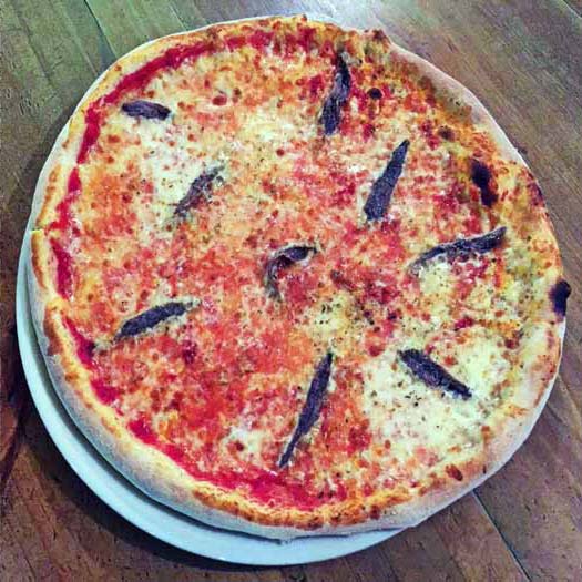 03 pizzeria pizze ristorante pub steakhouse birreria pizzeria cassolnovo lomellina provincia di pavia lombardia vigevano novara man vs food pizza celiaco vegano vegetariano cucina bavarese birra artigianale